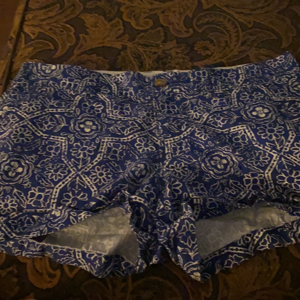 Spring shorts - Picture 2 of 5
